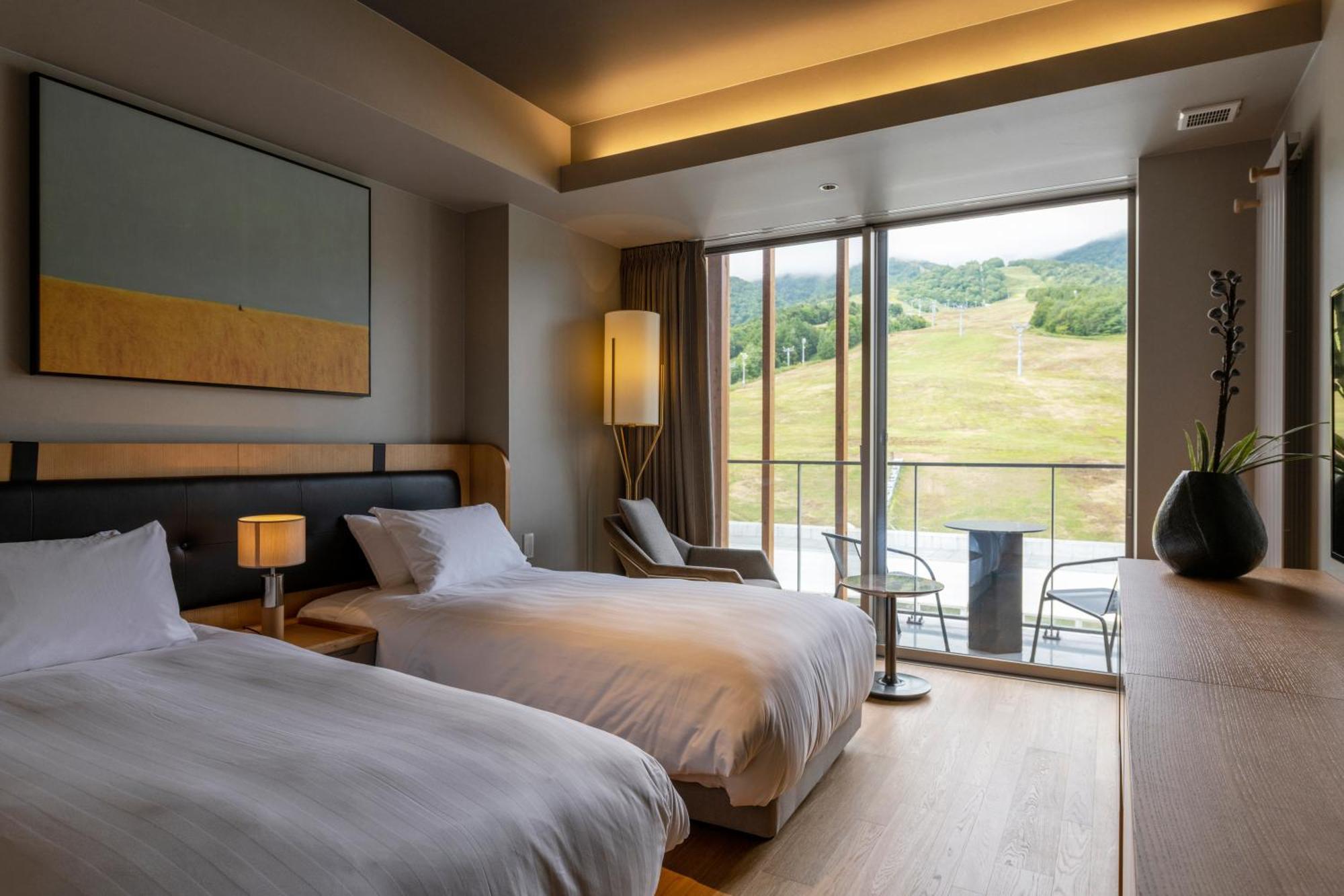Fenix Furano Aparthotel Exterior photo