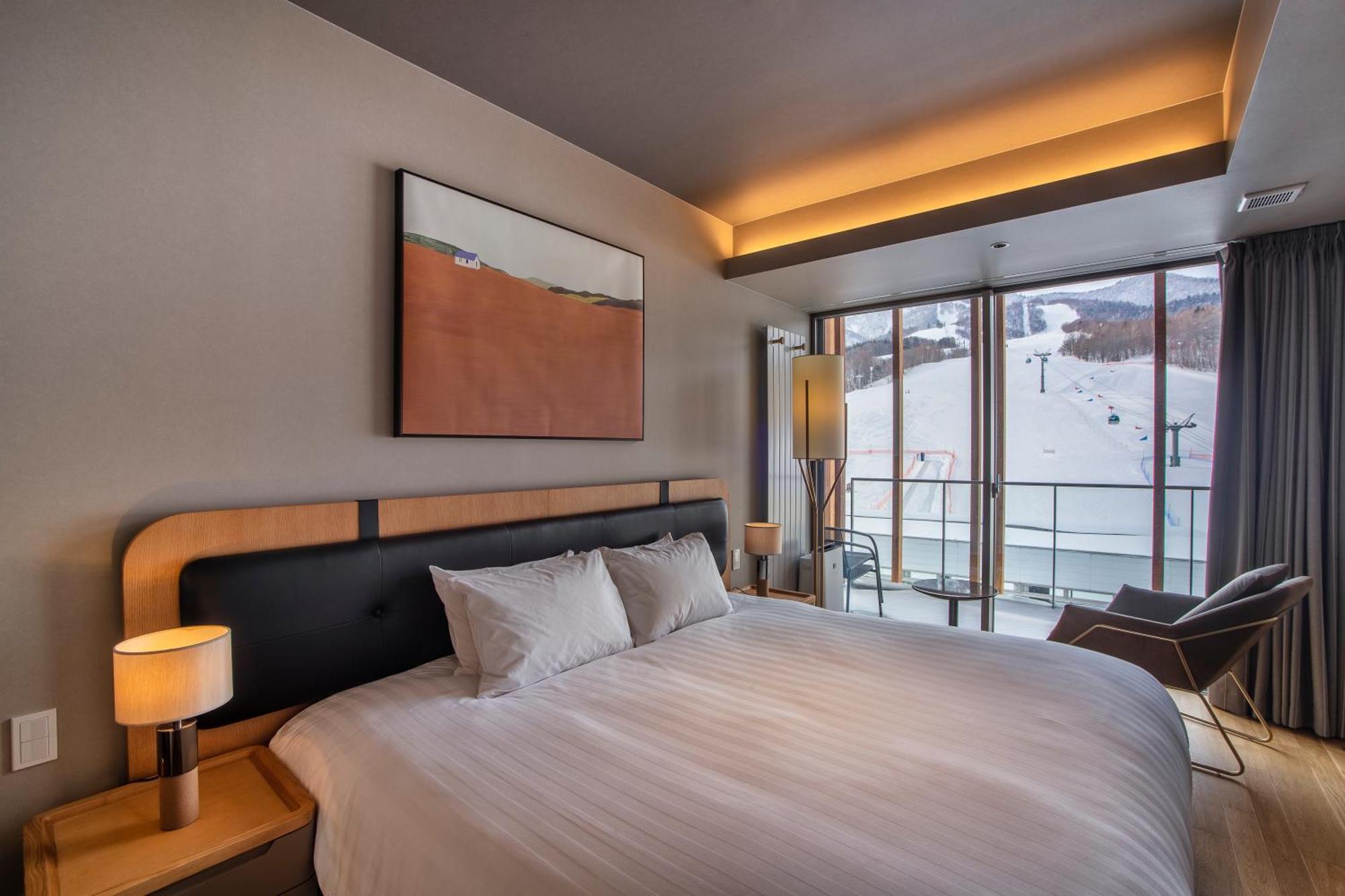 Fenix Furano Aparthotel Exterior photo