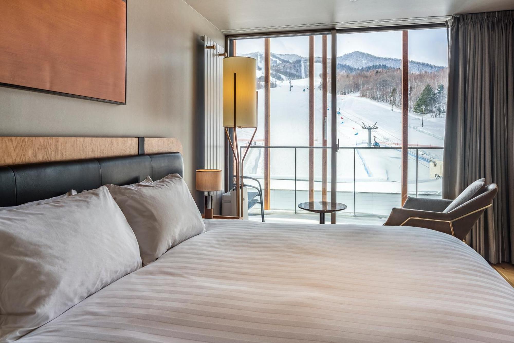 Fenix Furano Aparthotel Exterior photo